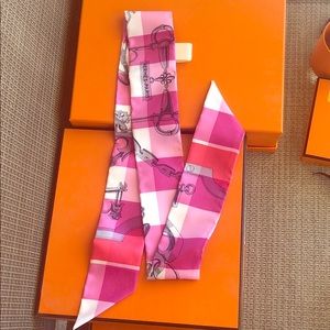 Brand new Hermes twilly DJ Rose Vif